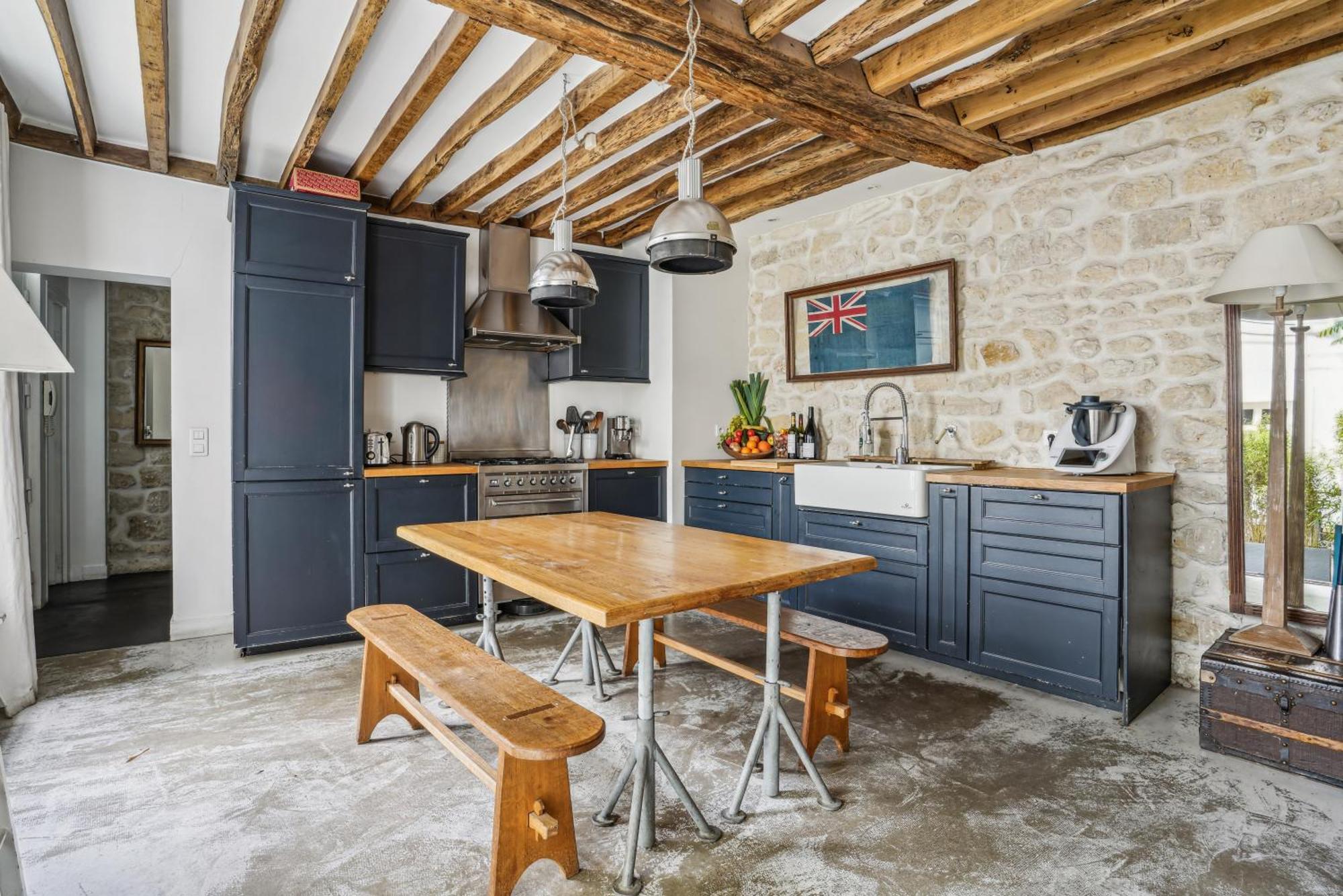 Apartment Maison Rustique En Plein 17eme